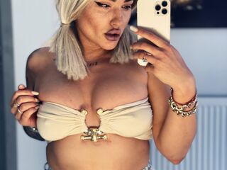 BritneyZeen
