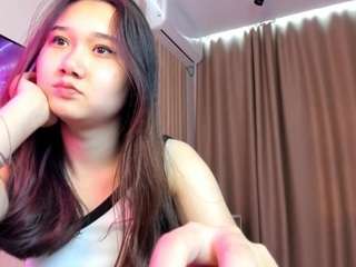 yoonashina