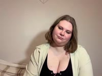 I love to tease, laugh and make you feel like the only man in the world. I can be your cute girlfriend or your slightly naughty fantasy