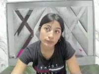 Soy una chica timida e inexperta, me gusta escuchar y aprender cosas nuevas, suelo abrirme mucho cuando cojo confianza, ven a conocerme.