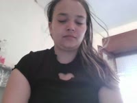 zwoel & verslavend.
Ik ben je goth droom – zachte lippen, scherpe blik, en een fantasie die je steeds opnieuw wilt beleven.
Hou je van leer, kant en fluisterende zuchten in het donker? Dan zit je hier goed.
Ik kijk je aan alsof ik je geheimen al ken... en misschien doe ik dat ook wel. Kom dichterbij