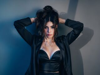 webcam striptease show AmaliAranda