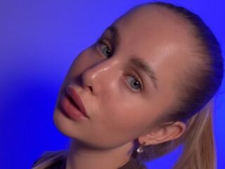 webcam chatroom AnnelleToulson