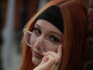 babe web cam EmeraldClyatt