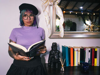 jasmin nude chatroom KimWexler