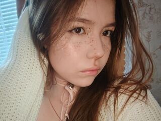 masturbating LouannMuench