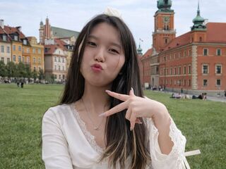 cam chat NellaBiggard