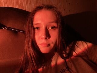 camgirl masturbating with sextoy NguyetBuchetto