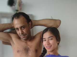 webcam girl giving blowjob AitanaMarcc