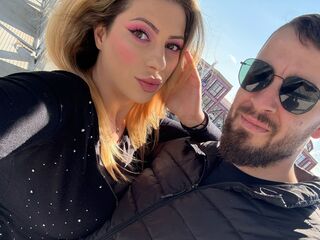 camgirl giving blowjob AlexAlice
