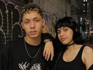 hot live cam couple fucking AxelAndCloe