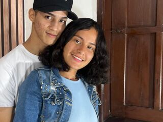 live porn webcam CnadyAndOliver