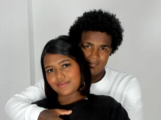 online cam EmilyAndJean