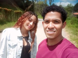 kinky live cam show GibsonAndAsleys