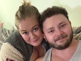 hot live cam couple MadelenAndLars