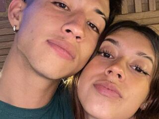 live sex cam photo MikeAndEva