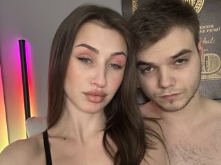 hot camcouple VikkiGeorge
