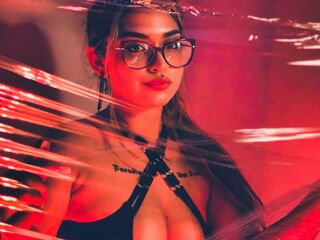 webcam girl bondage cam JanetSpicer