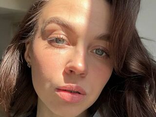 camslut AdrianFalcione