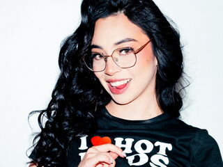 camgirl shaving pussy AlanaColin