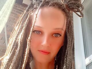 naked webcam girl picture AliseThompson