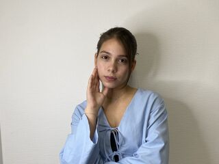 hot cam show AlishiaCowlin
