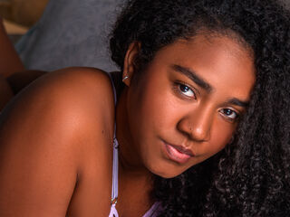 sex web cam chat room AmaraRuiiz