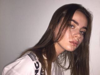 naked webcam girl picture AmeliPovilain