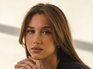 webcam bitch AmelinaBrauberg