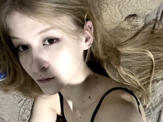 beautiful girl cam AngelaSoft