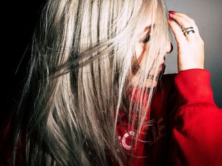 camgirl showing tits AnisaAriana