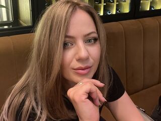beautiful webcamgirl AnyaLior