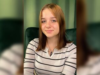 naughty cam girl fingering pussy AprilBeel