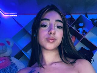 nude webcam girl AriPhol