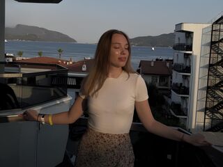 web cam live AshleyWin