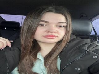 masturbating webcamgirl AvelineMyst
