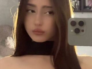 chat live cam BellaJersiquins