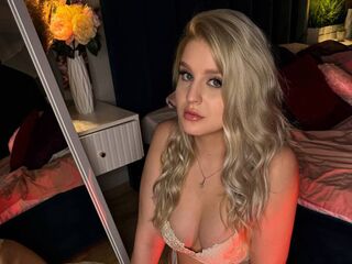 live webcam performer BlondieVi