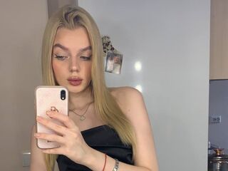 hot chat room BonnieBlake