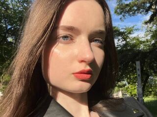beautiful webcamgirl BritniVolland