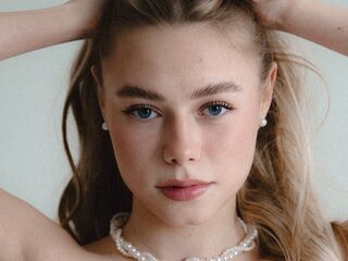 hot webcam BrittaniBrogren