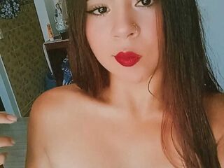 adult cam show CarlaCloe
