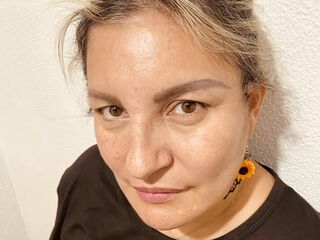 girl showing pussy CarolinaCruss