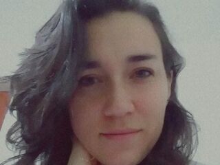 camgirl fingering shaved pussy CarolineDid