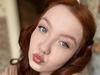cam chat CarolynJoosy