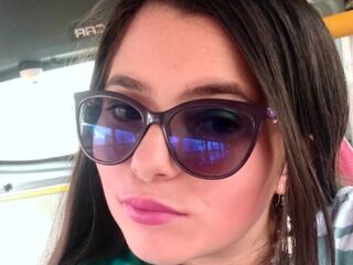 girl naked CelesteLemman