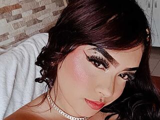 chat room live show ChloeCosta
