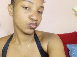 nude webcam ChristinaZa