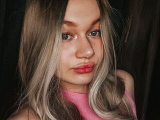 nude cam photo CirillaAkerman