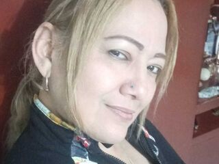 camgirl showing pussy ClauBowie